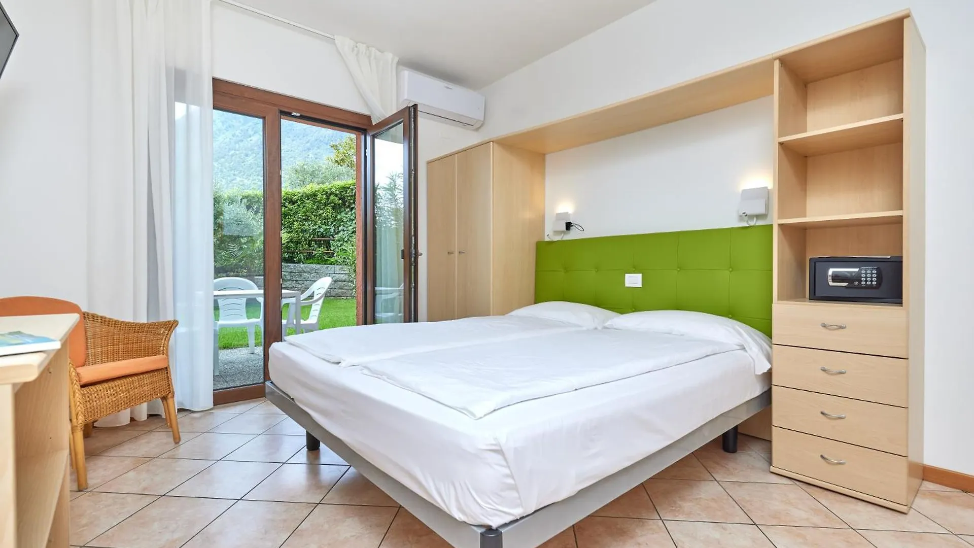 לימונה סול גרדה Residence San Luigi מלון דירות